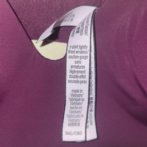 Victoria's Secret Burgandy T-shirt Bra 36 C - Picture 2 of 2